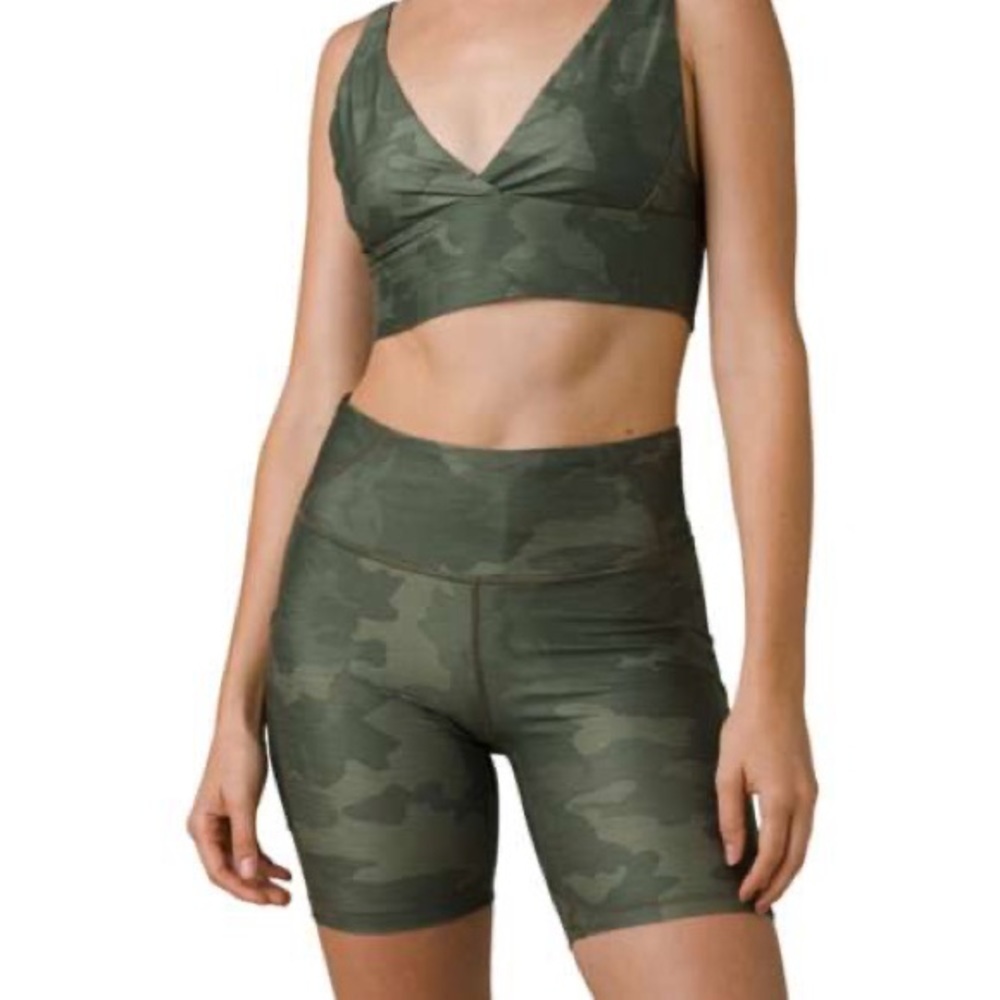 (B29) prAna Layna Brain, Sage Camo, Size Small, NWT